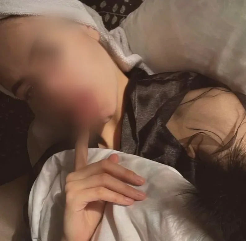 Elif, 21