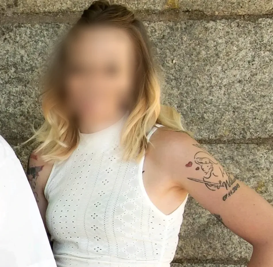 Nele, 32